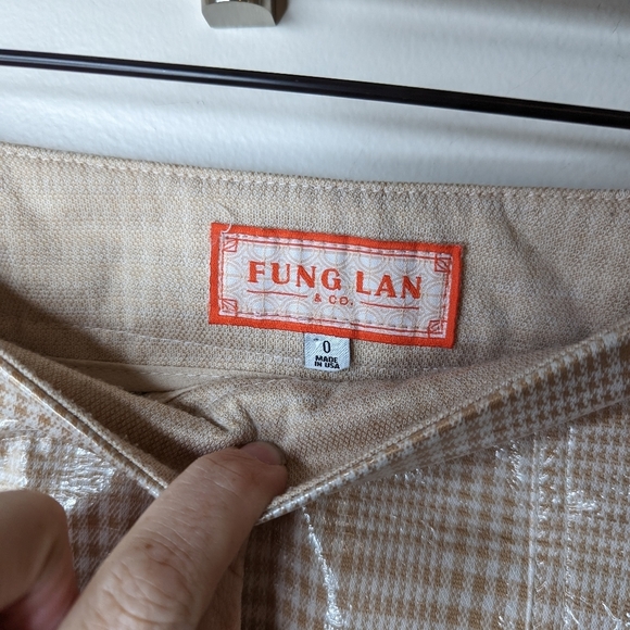 Fung Lan & Co Coated Mini Skirt Academia | Size 0 - Picture 3 of 5